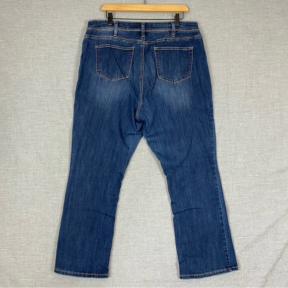 Warehouse One Curvy Bootcut Jeans Sz 16 Short - Picture 2 of 10